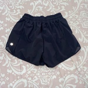 lululemon hotty hots!